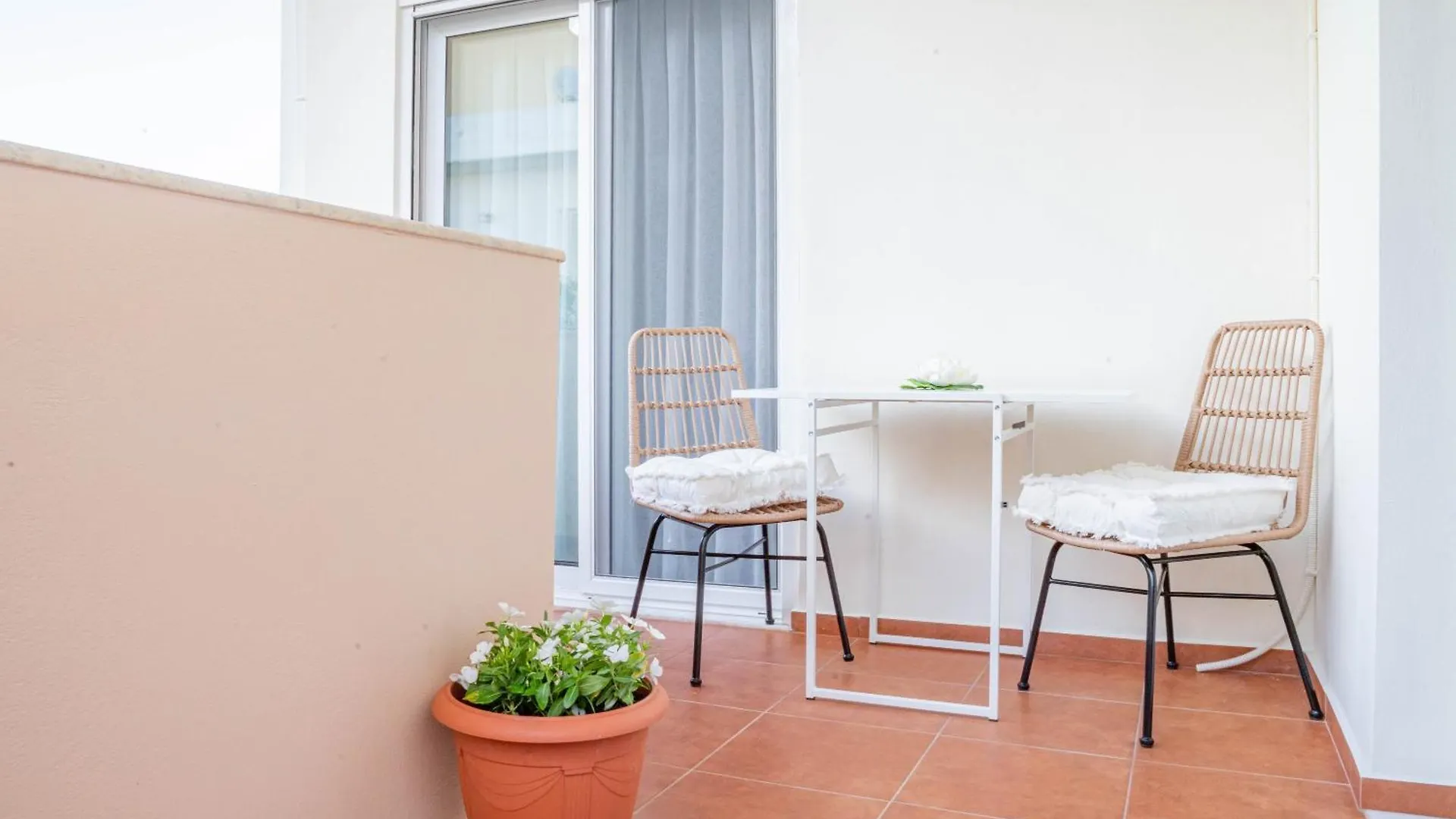 Nufaro Apartments - Rethymno City Center
